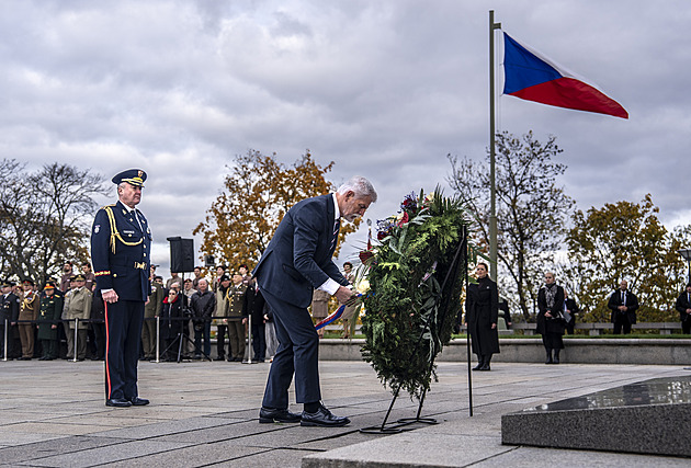 Oslavy státního svátku 28. října: pieta na Vítkově, prezident jmenuje generály