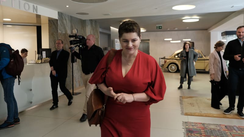 GLOSA: Autentická, odvážná, přesto neúspěšná. Maláčová končí v politice, protože spěchala