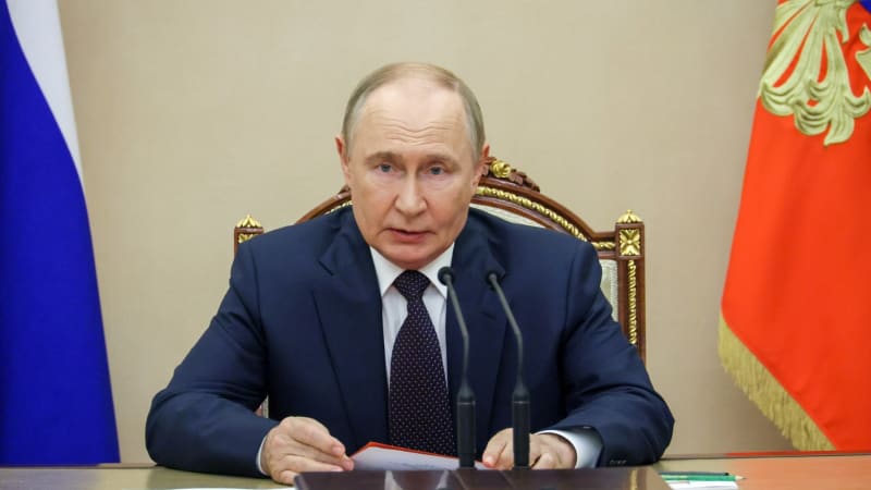 Kde je Putin? Bojí se, kancelář si proto „naklonoval“ v různých částech Ruska, tvrdí novináři