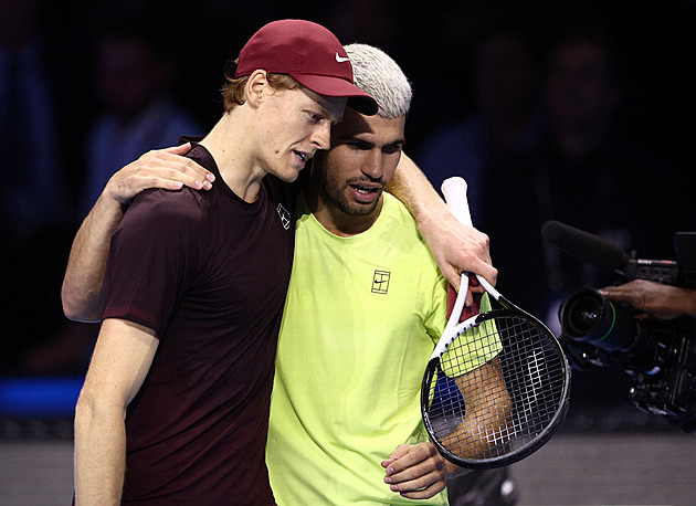 Démon Sinner vyhrál v hale už 31 zápasů v řadě. Změnil servis, chválí ho i Alcaraz