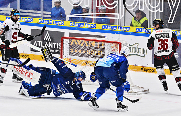 Kometa stylem play off udolala Spartu. Stezka čaroval a bratři Zohornovi skórovali