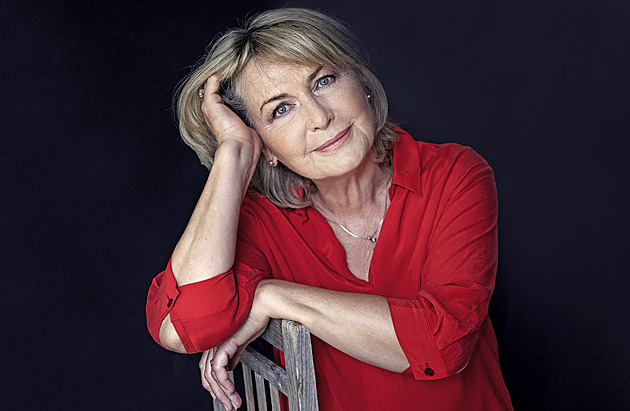 Divadlo je zázrak. Ráda někam patřím, říká Eliška Balzerová