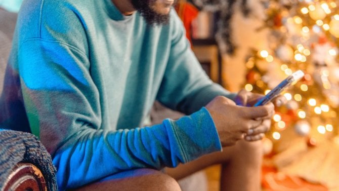 Kolik dat Češi o Vánocích prohnali? Místo sněhu letos padaly u Vodafonu rekordy