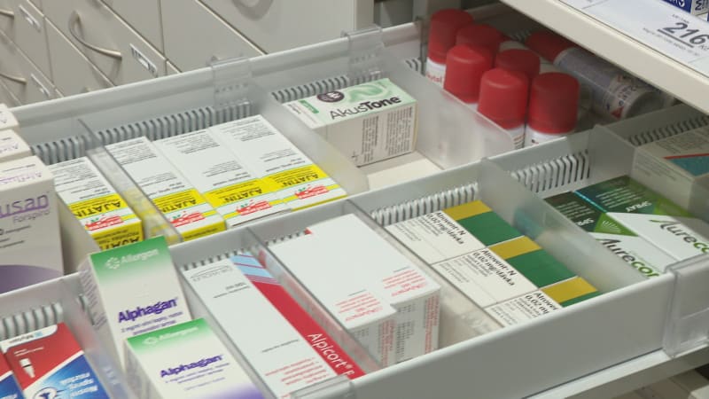 Pozor na léky proti akné či na revma, varuje SÚKL. Objevily se u nich závady v jakosti i ve výrobě