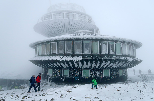 Horská služba důrazně nedoporučuje hřebenové túry v Krkonoších