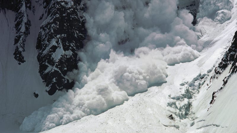 Jediná chyba stála 13letého Čecha v Alpách život. Spustil lavinu, sněhová masa ho pak uvěznila