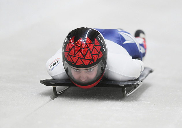 České vlajky v hledišti, Fernstädtová v olympijské generálce skončila sedmá