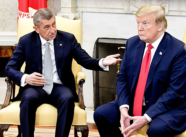Česko má také pozvánku do Trumpovy Rady míru. Vyjádřit se má Babiš i Macinka