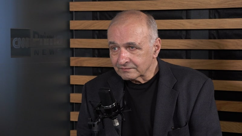 Mrázek zemřel hodně rychle, byly tam potrhané orgány. Detektiv vzpomíná na kmotrovu vraždu