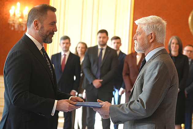 Pavel jmenoval Červeného ministrem životního prostředí, vláda je kompletní