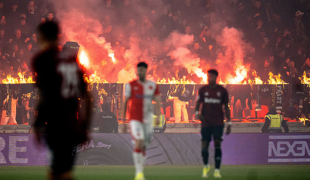 Slavia dostala za derby čtvrtmilionovou pokutu, Sparta stopadesátitisícovou