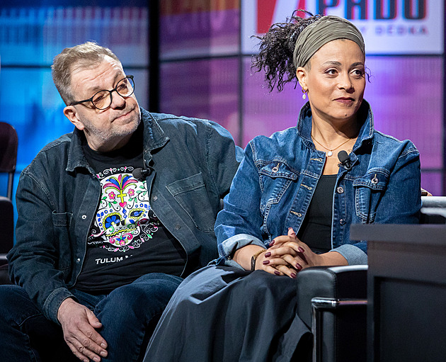 V divadle Sklep hraju černošku, takže sama sebe, říká partnerka Milana Šteindlera