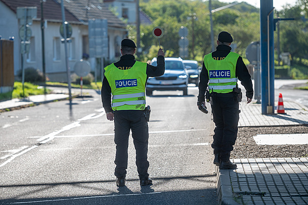 Rozsáhlé cvičení na hranici se Slovenskem. Policie trénuje znovuzavedení kontrol