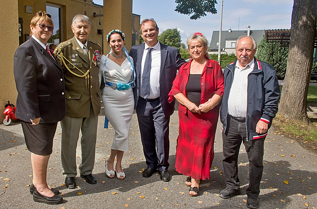 Spolek blízký obraně se druží s Rusy pod sankcemi. Nemáme nic společného, tvrdí