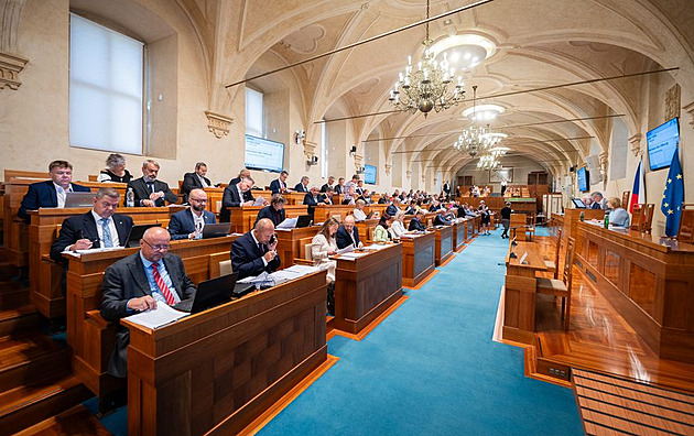 Volby do Senátu 2026: kde se letos volí senátoři a kdo kandiduje