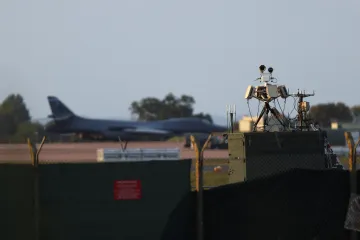 USA stáhly bombardéry z Fairfordu kvůli hrozbě íránského dronového útoku, píše NYT