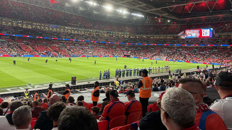 Když před vámi kouzlí Kane. Jaké to je ve Wembley, v chrámu anglické hrdosti a Havlova omylu
