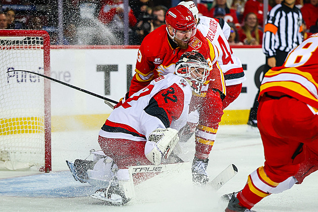 Calgary si vyšláplo na obhájce Stanley Cupu, Minnesota porazila Columbus