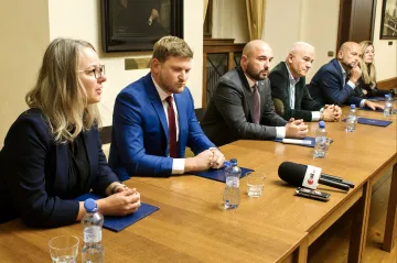 ANO, STAN a Pro Plzeň podepsaly v Plzni koaliční smlouvu