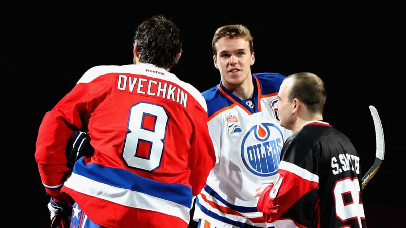 Legendy na dálku aneb Kdy překoná McDavid Ovečkina? Ztrácí už „jen“ 439 bodů
